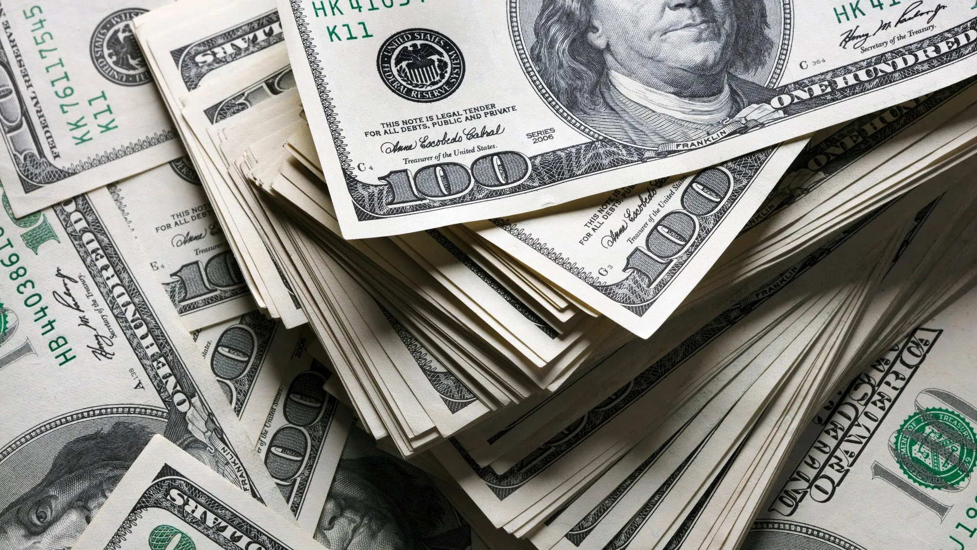 “الدولار مش ناوي على خير”.. سعر الدولار في السوق السوداء اليوم في مصر الخميس 24-10-2024 وكافة البنوك وشركات الصرافة