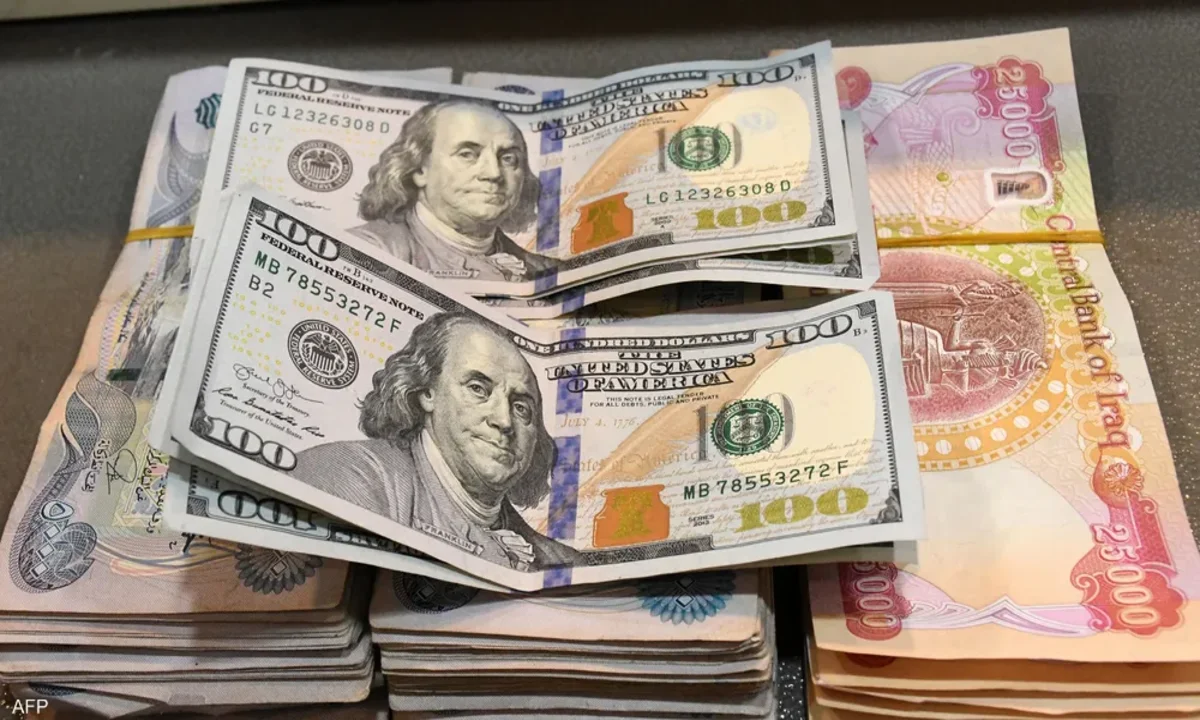بعد قرار المركزي وارتفاع سعر الدولار مقابل الدينار العراقي اليوم الإثنين 13/1/2025.. ماهو سعر 100 دولار في بغداد وأربيل 