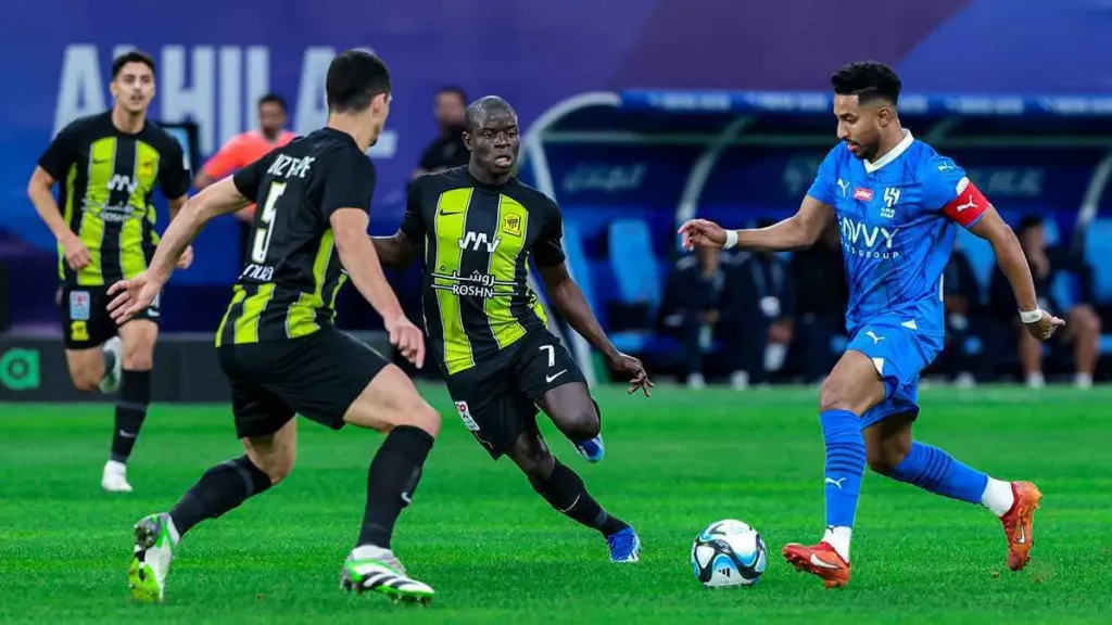 كلاسيكو جدة.. تشكيلة الهلال والاتحاد المتوقعة اليوم السبت 22/2/2025 بالدوري السعودي للمحترفين