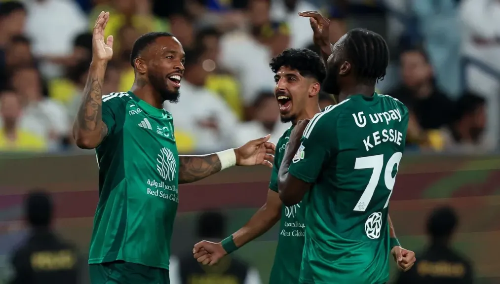 من معلق مباراة الاهلي والاخدود في الدوري السعودي وموعد انطلاق المباراة اليوم