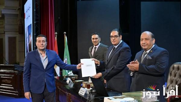 تقدير فريق العمل الذي نظم زيارة الرئيس الفرنسي ماكرون لجامعة القاهرة
