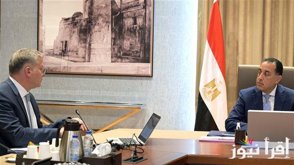 مدبولي يناقش مشاريع الطاقة مع وزير البترول