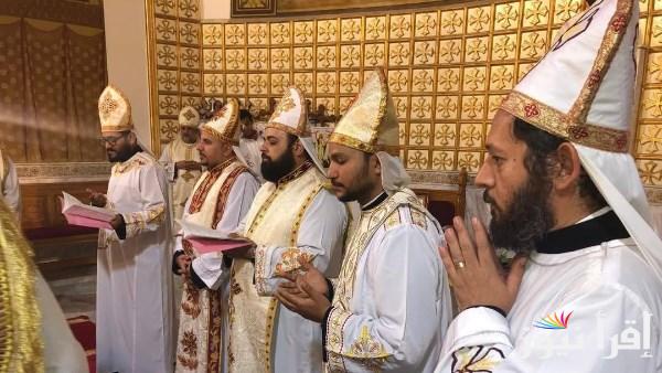 إيبارشية المنيا للأقباط الكاثوليك تتلقى التعازي في البابا فرنسيس