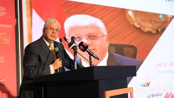وزير التعليم العالي: توفير دعم شامل للطلاب لتأهيلهم لسوق العمل